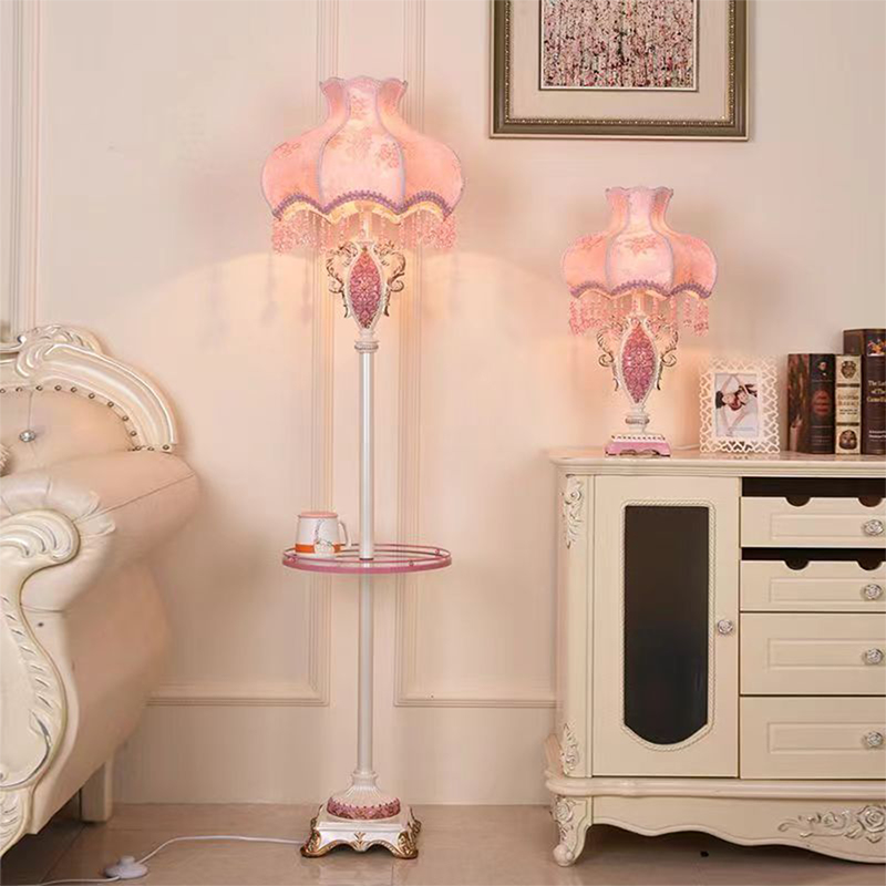 European Pink Table Lamp Luxur - Desk Lamp 评论和价格